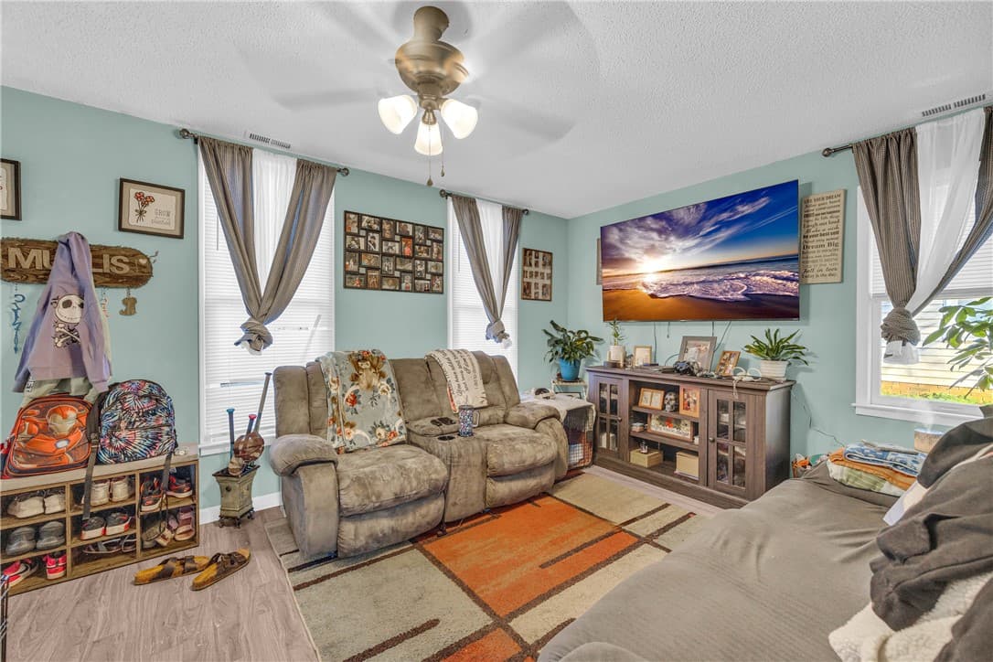 Property image 4 at 911 Madden Bridge Road, Central, SC 29630