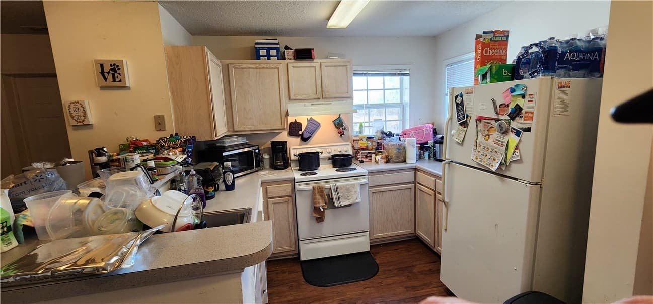 Property image 3 at 102 K University Village Drive, Central, SC 29630
