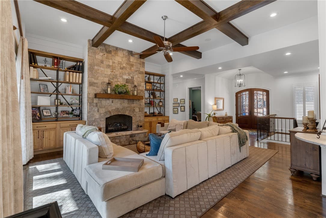Property image 3 at 800 Mirror Lake Court, Salem, SC 29676