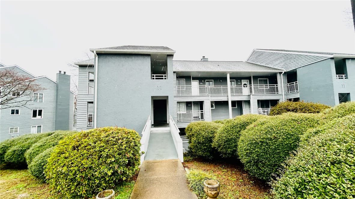 Property image 2 at 1106 Northlake Drive, Anderson, SC 29625