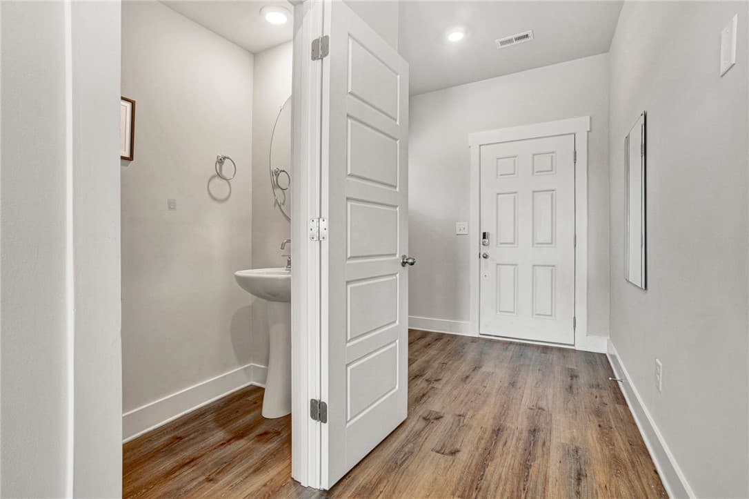 Property image 4 at 973 Yarn Way, Greer, SC 29651