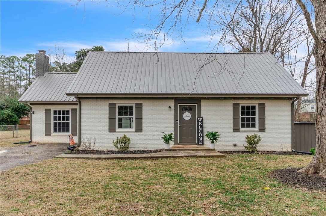 Spring Valley, Piedmont Community