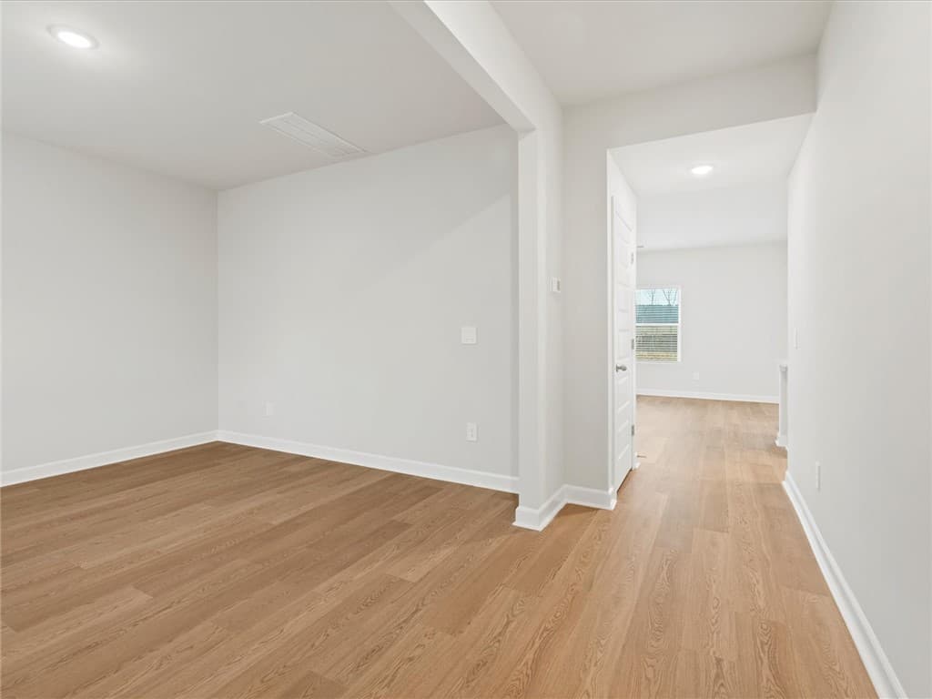 Property image 3 at 106 Tantalus Street, Gray Court, SC 29645
