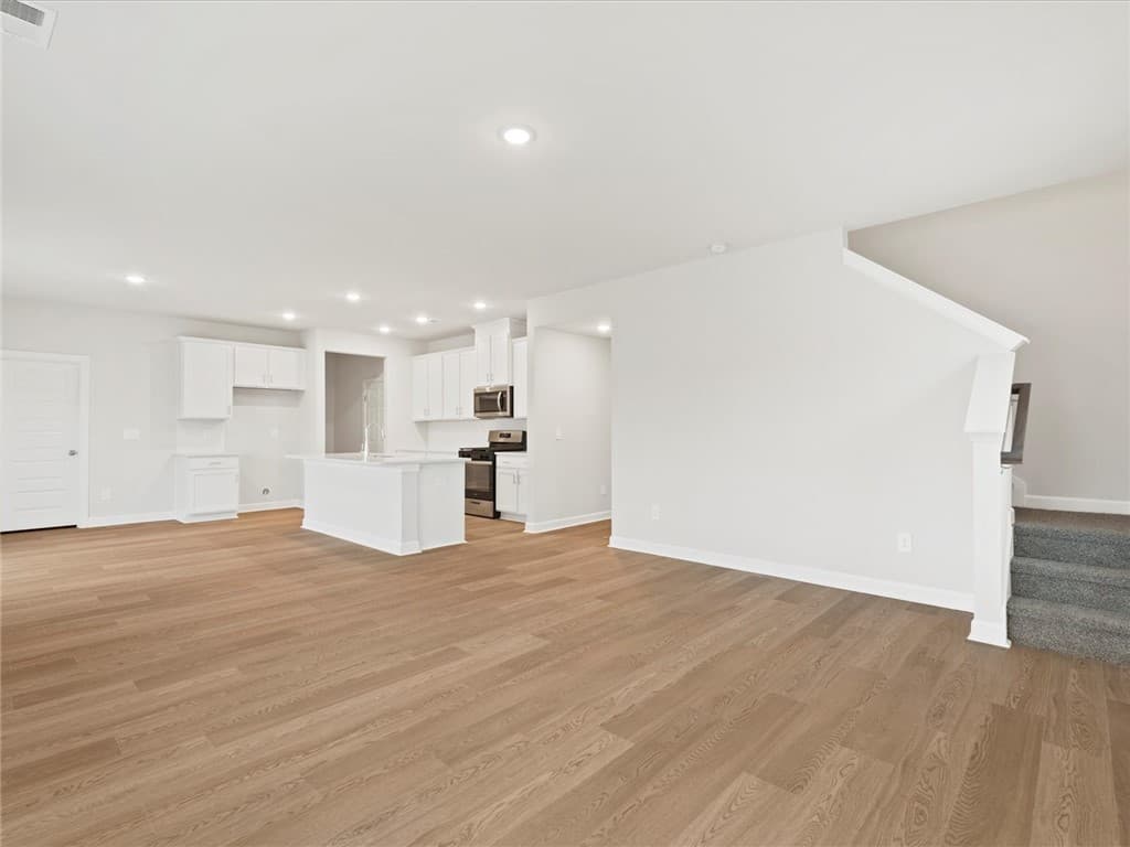 Property image 5 at 106 Tantalus Street, Gray Court, SC 29645