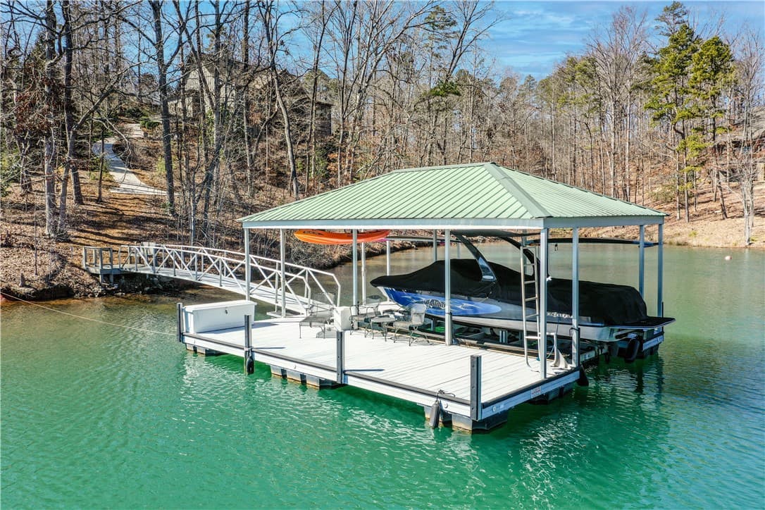 Property image 4 at 807 Elmtree Lane, Seneca, SC 29672