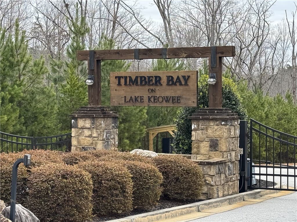Timber Bay, Seneca Community
