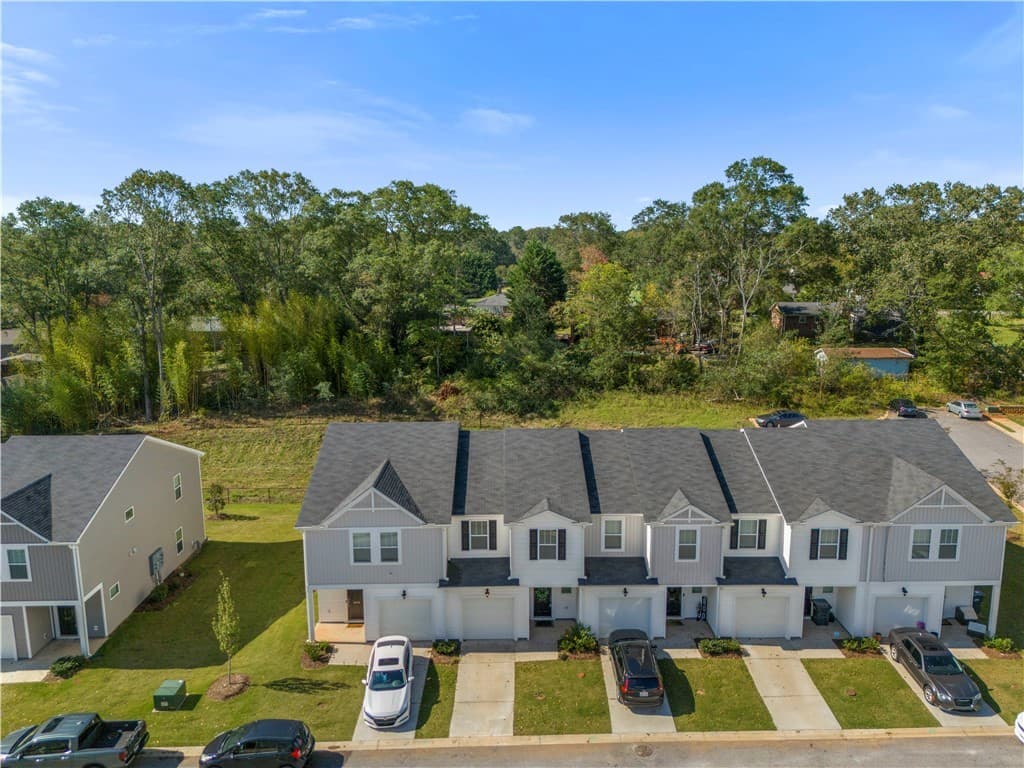 Property image 2 at 606 Reese Lane, Greenville, SC 29617