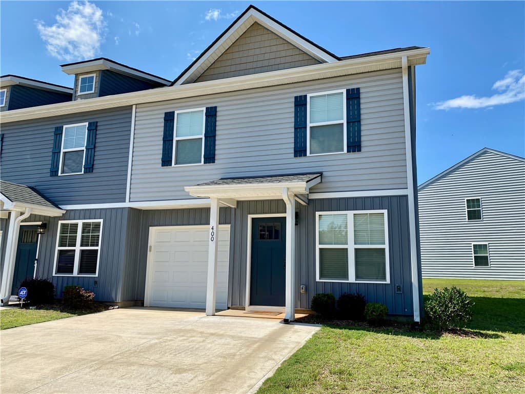 400 Bee Cove Way