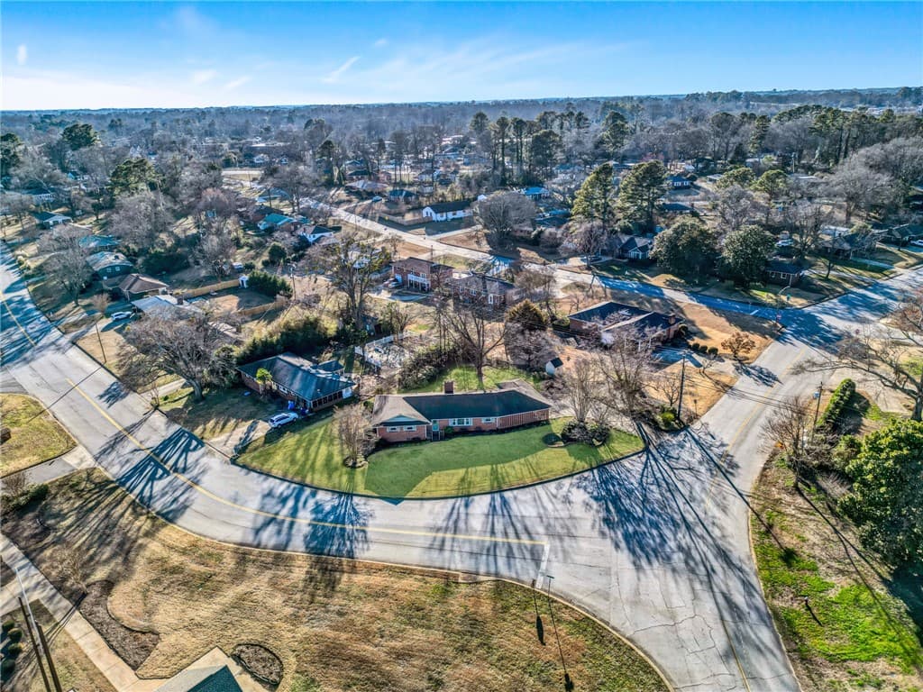 Property image 2 at 413 Harden Road, Anderson, SC 29621