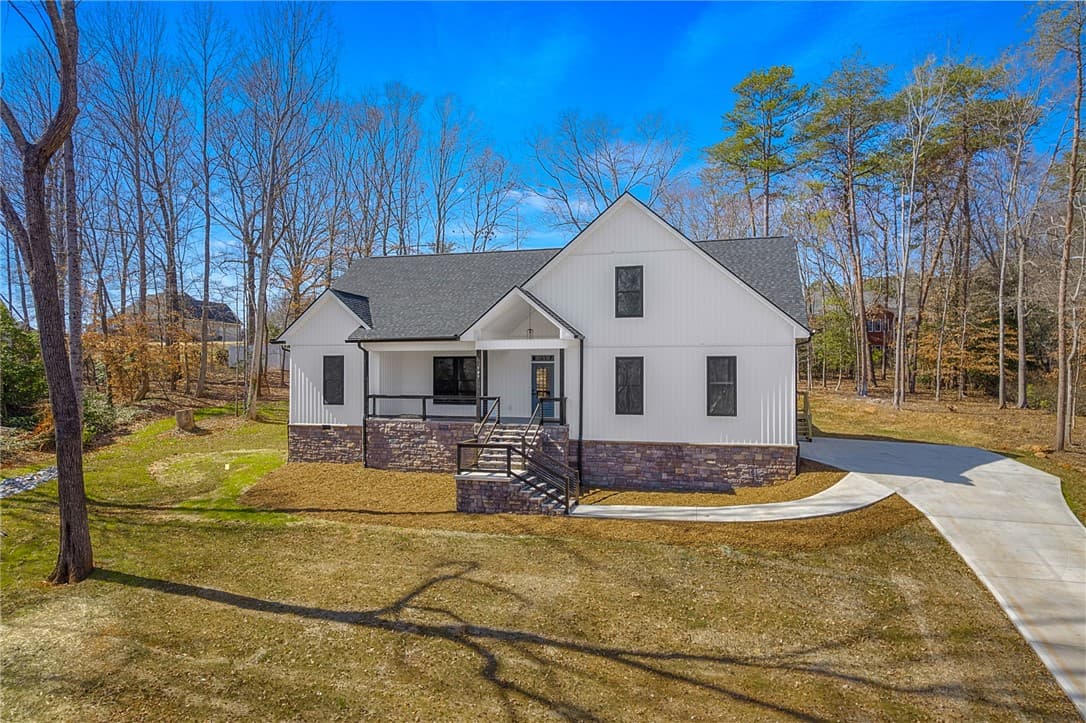 Property image 3 at 107 Bentwood Lane, Pickens, SC 29671