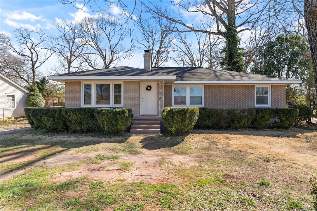Palmer Place, Anderson Community