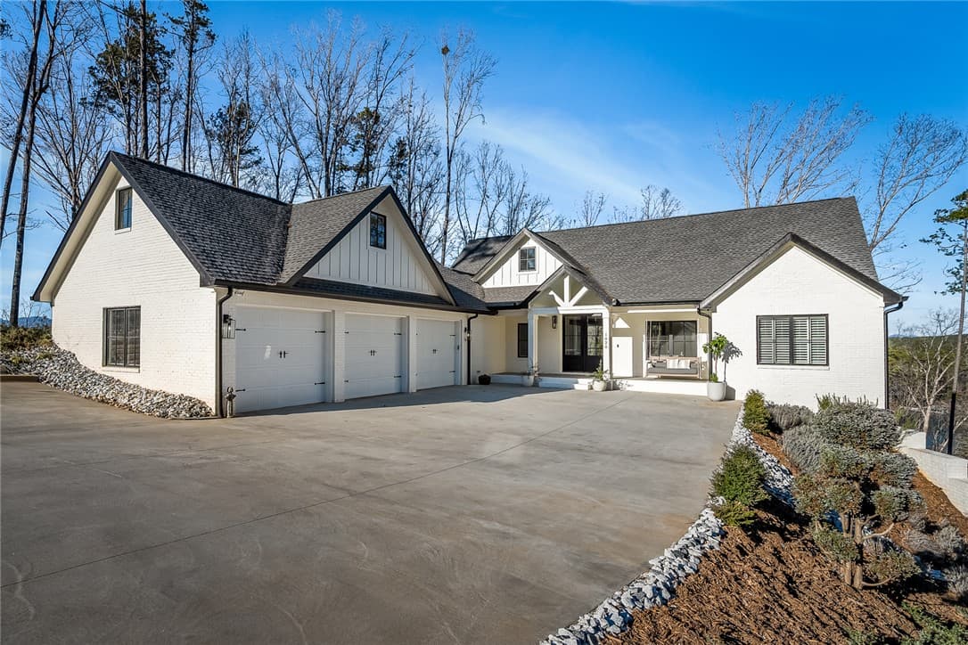 Property image 2 at 1020 Rock Edge Drive, Seneca, SC 29672