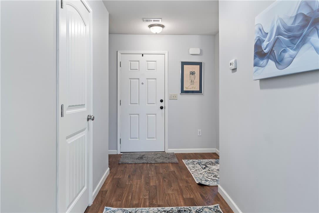 Property image 3 at 206 Stonegate Drive, Seneca, SC 29678