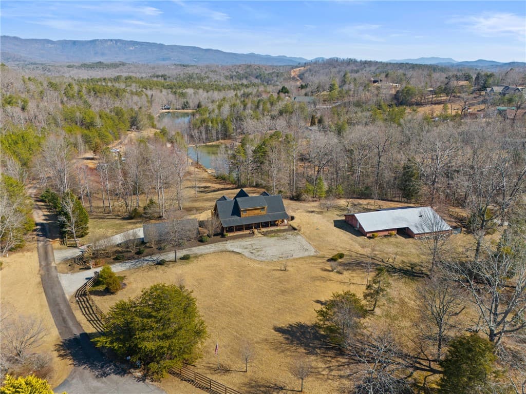 New Town Mountain, Pickens Community