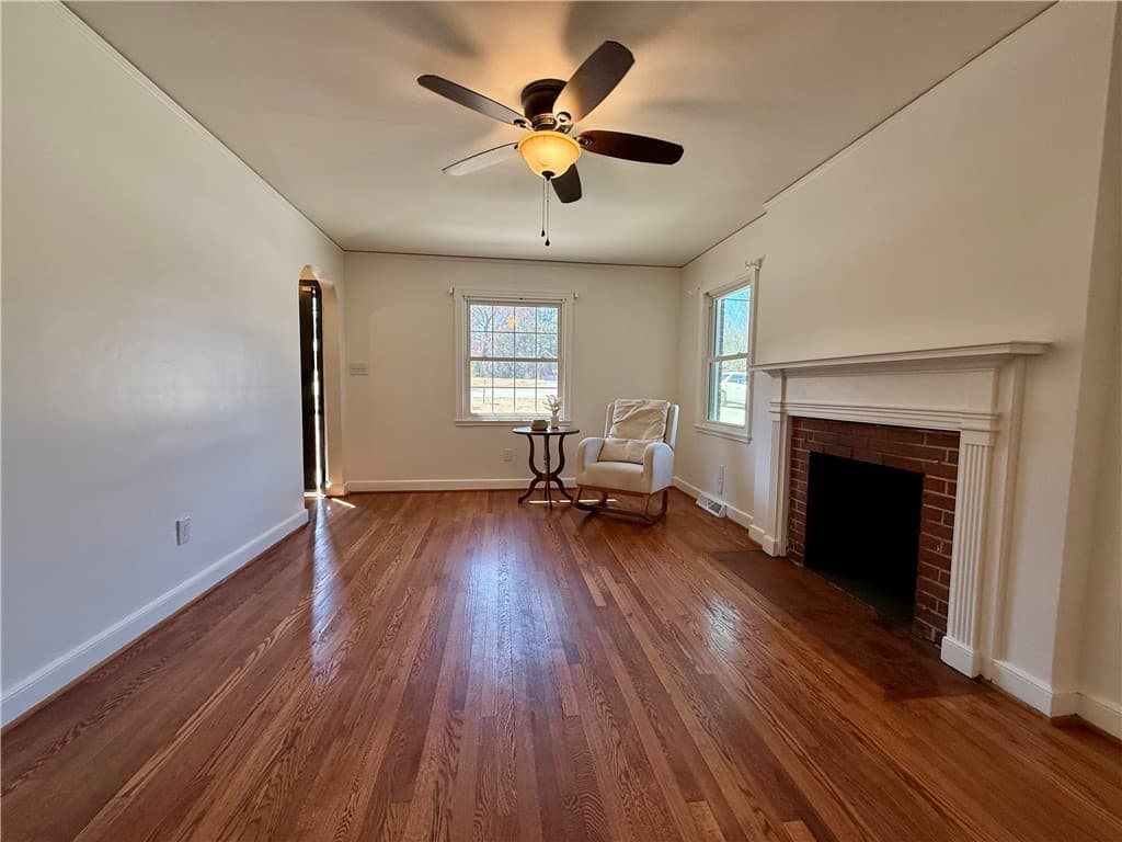 Property image 5 at 1003 S Walnut Street, Seneca, SC 29678