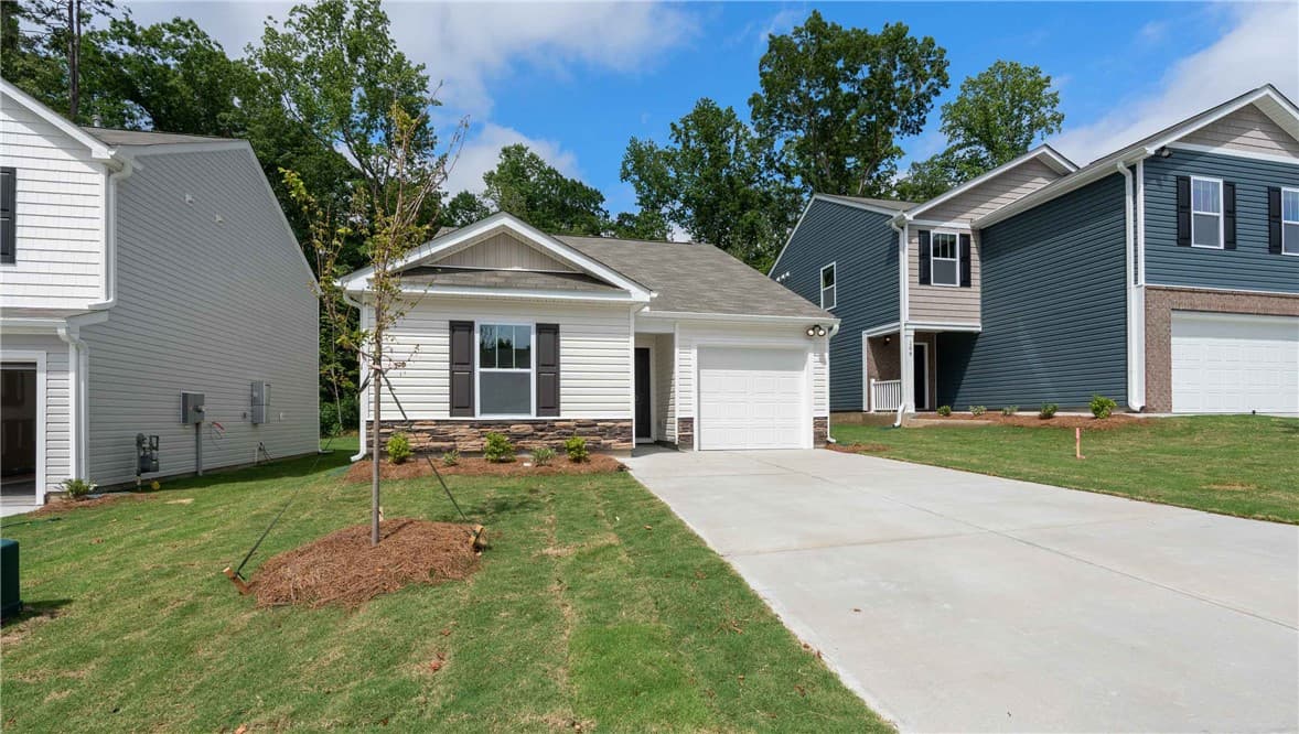 Property image 3 at 110 Licklog Court, Seneca, SC 29678