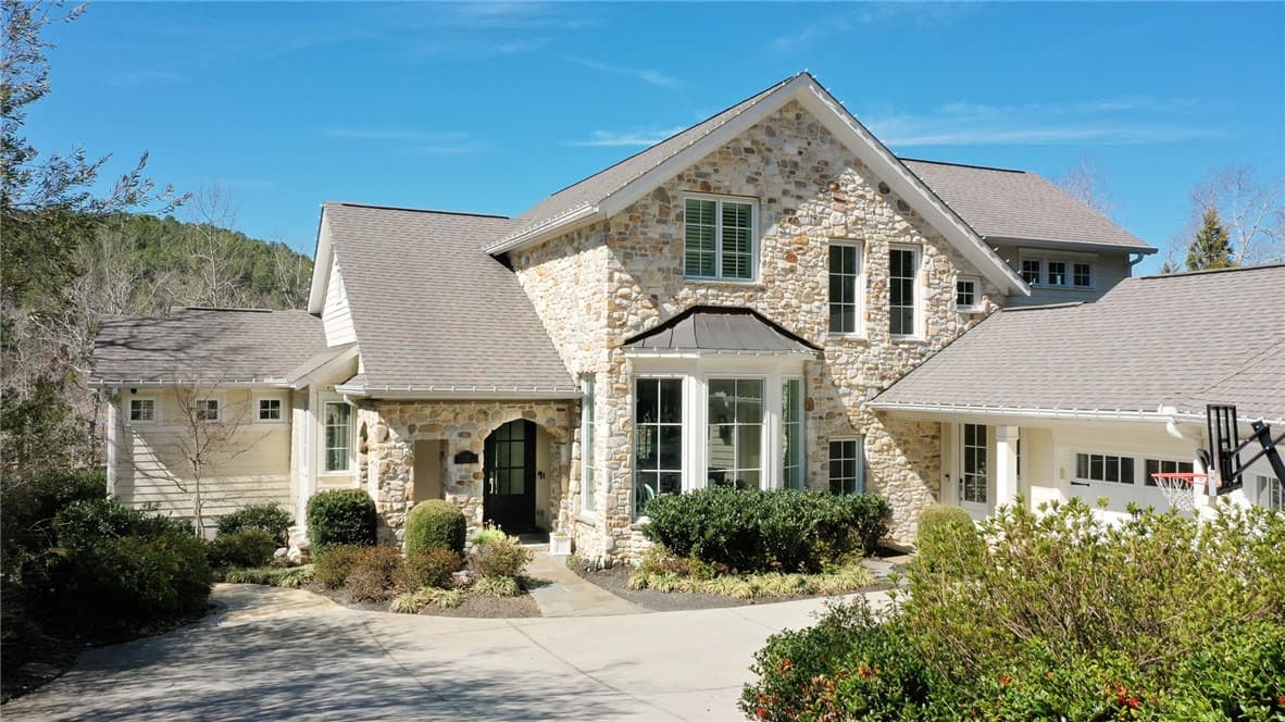 Property image 2 at 144 Waterside Drive, Seneca, SC 29672