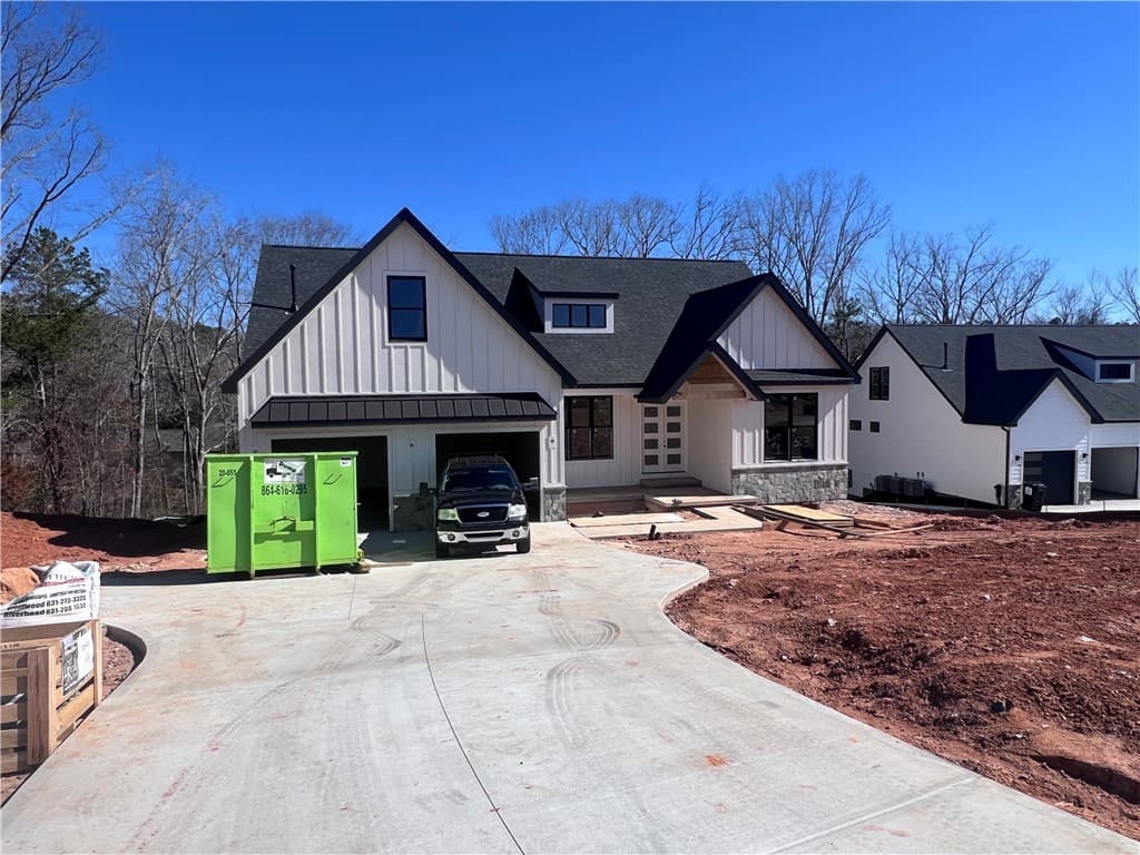 Property image 1 at 513 Rosedale Way, Seneca, SC 29672