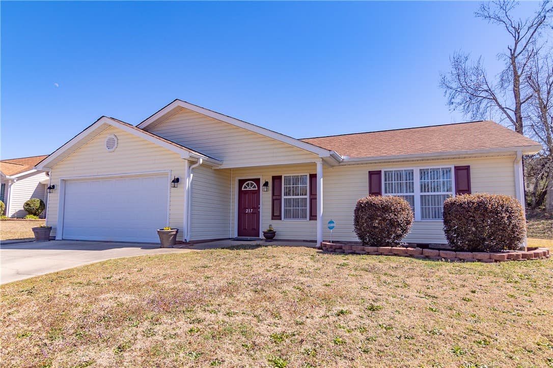 Property image 2 at 217 Rio Way, Anderson, SC 29625