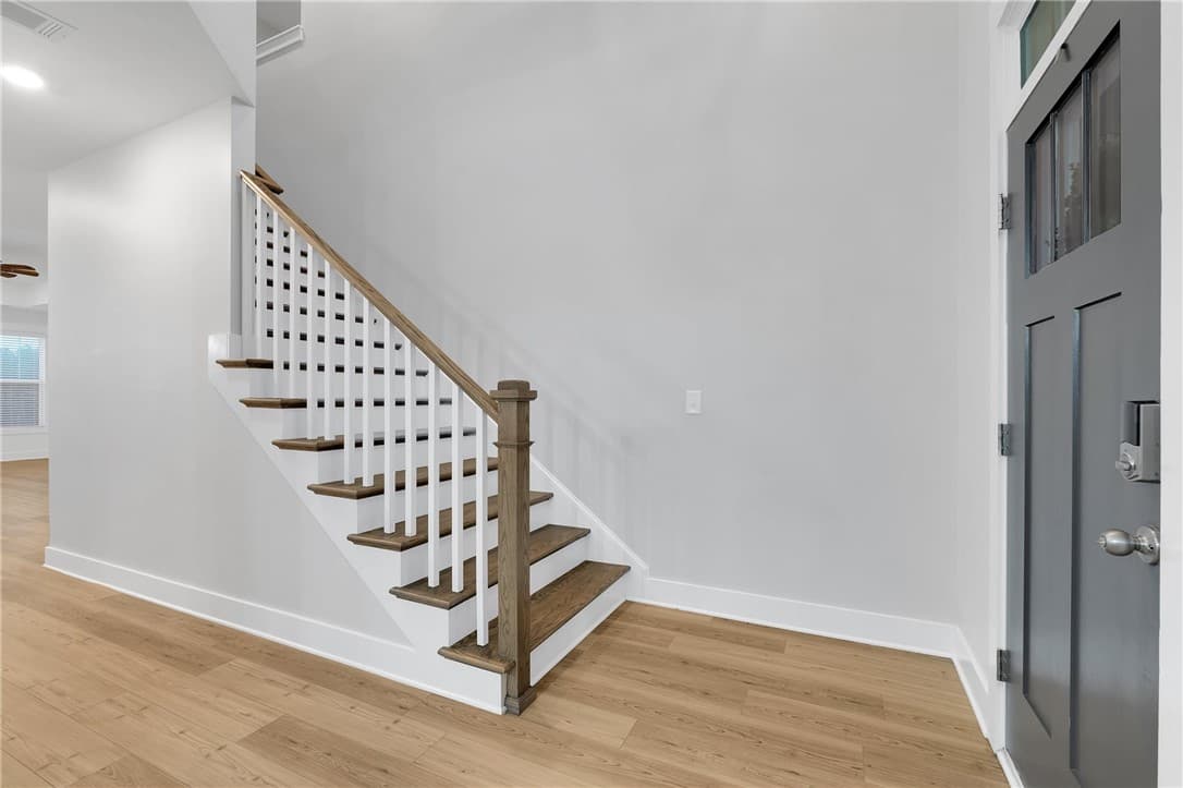 Property image 3 at 207 Founders Boulevard, Central, SC 29630