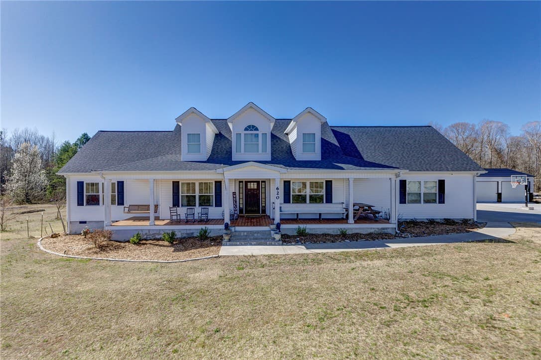 620 George Sutherland Road