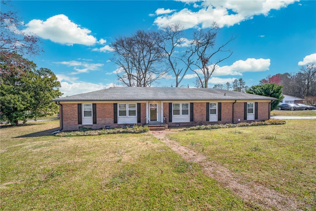 Property image 2 at 402 Harden Road, Anderson, SC 29621