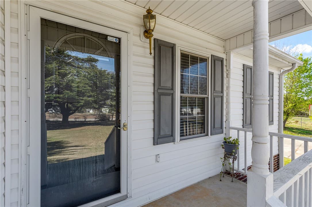 Property image 5 at 423 Martin Road, Starr, SC 29684