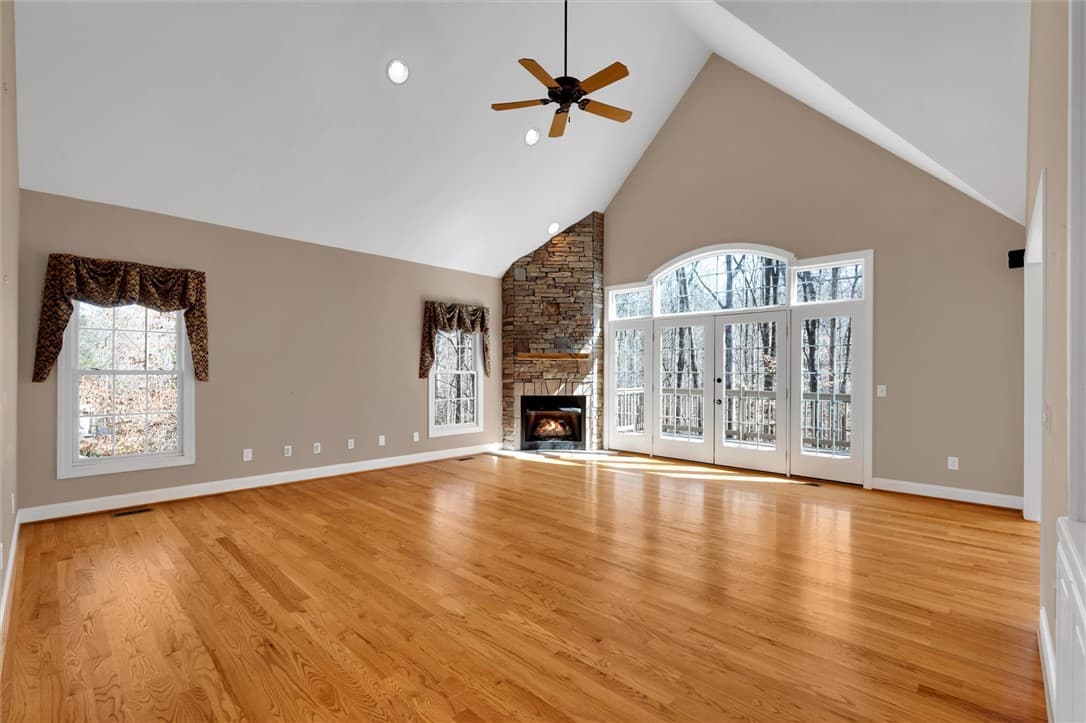 Property image 5 at 523 Heron Cove Circle, Seneca, SC 29672