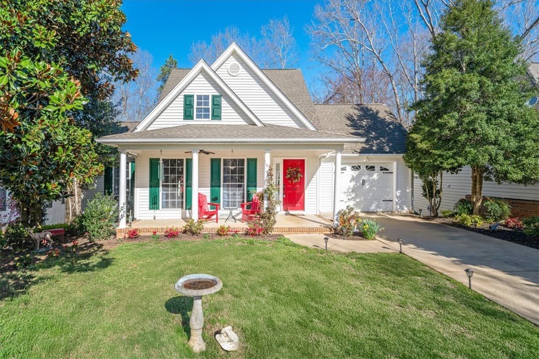 180 Grand Oak Circle