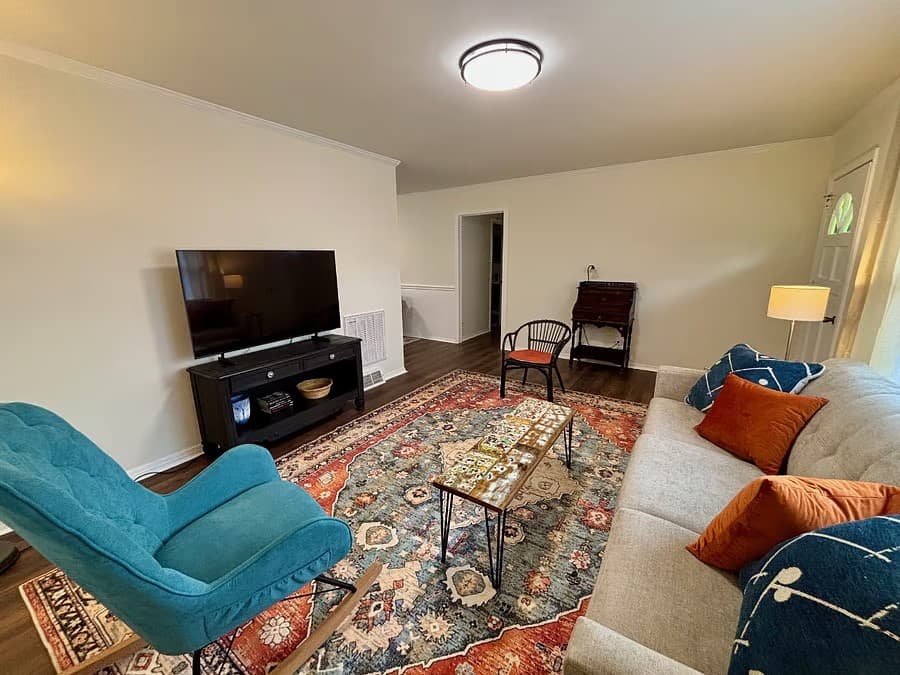 Property image 4 at 10 Yeoman Street, Greenville, SC 29605