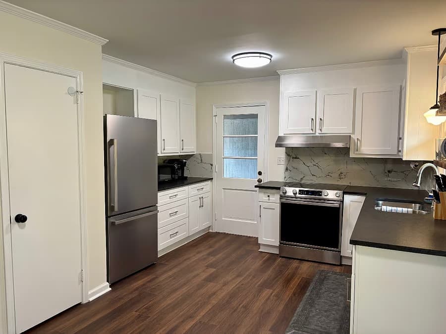 Property image 5 at 10 Yeoman Street, Greenville, SC 29605