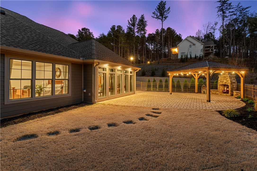 Property image 3 at 111 Northshores Drive, Seneca, SC 29672