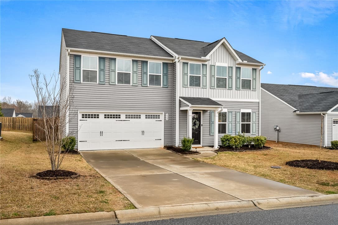 Property image 2 at 408 Maplestead Farms Court, Greenville, SC 29617
