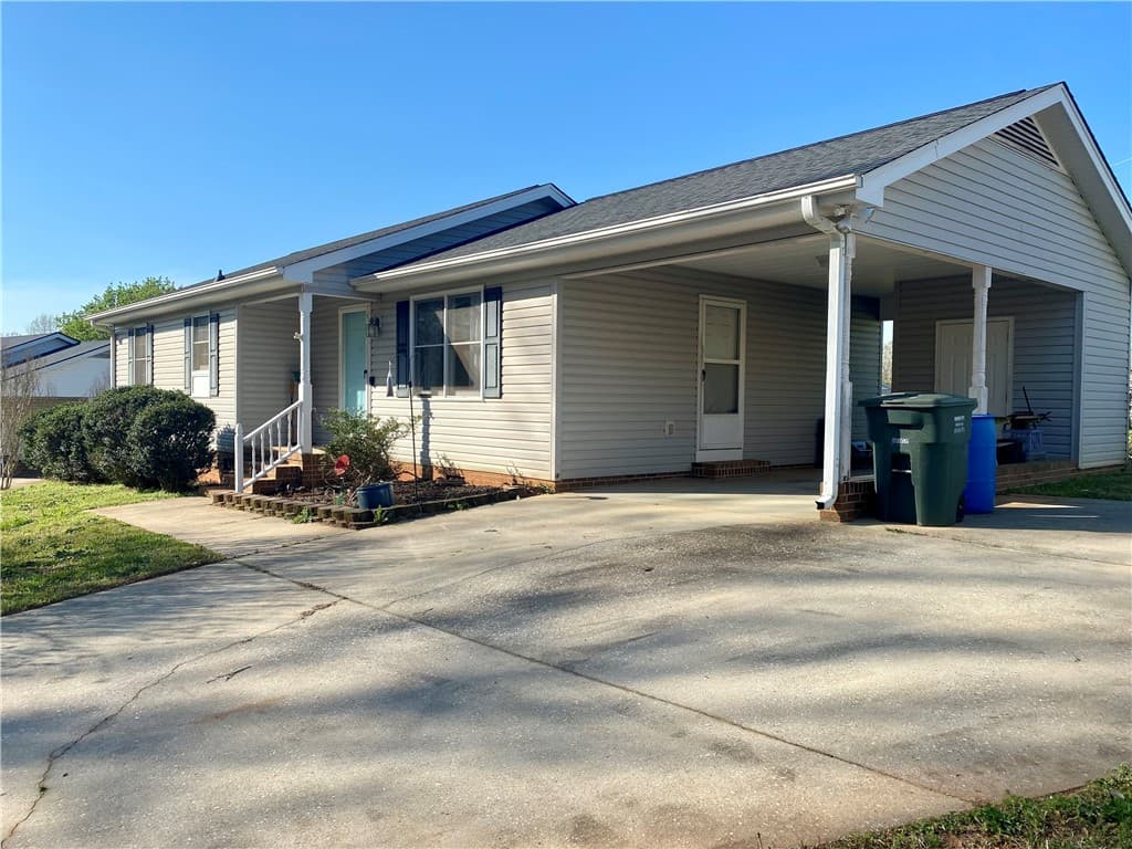 Property image 4 at 218 Maple Drive, Anderson, SC 29621