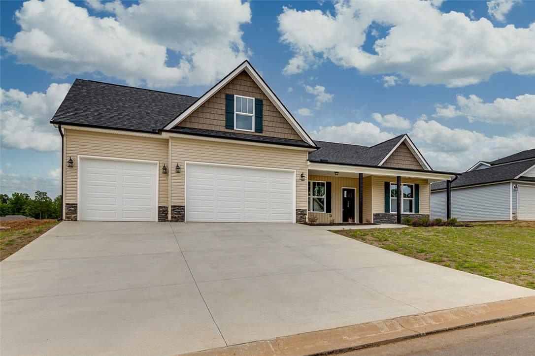 Property image 4 at 108 Walters Way, Pickens, SC 29671