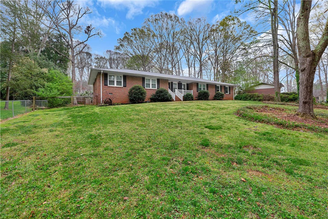 Property image 2 at 403 Brookgreen Drive, Anderson, SC 29625