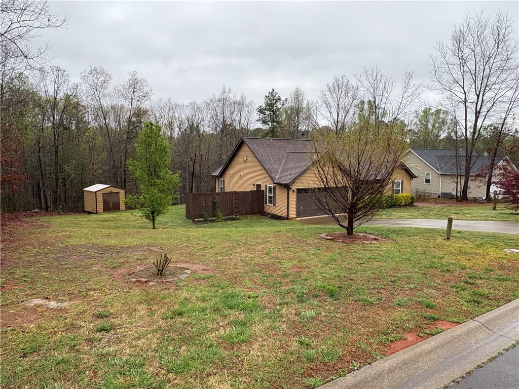 Property image 3 at 620 Revolutionary Drive, West Union, SC 29696