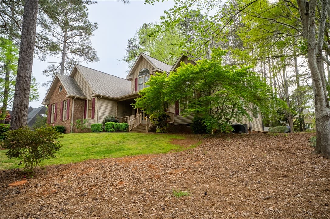 Property image 4 at 108 Emerald Pointe Drive, Seneca, SC 29672
