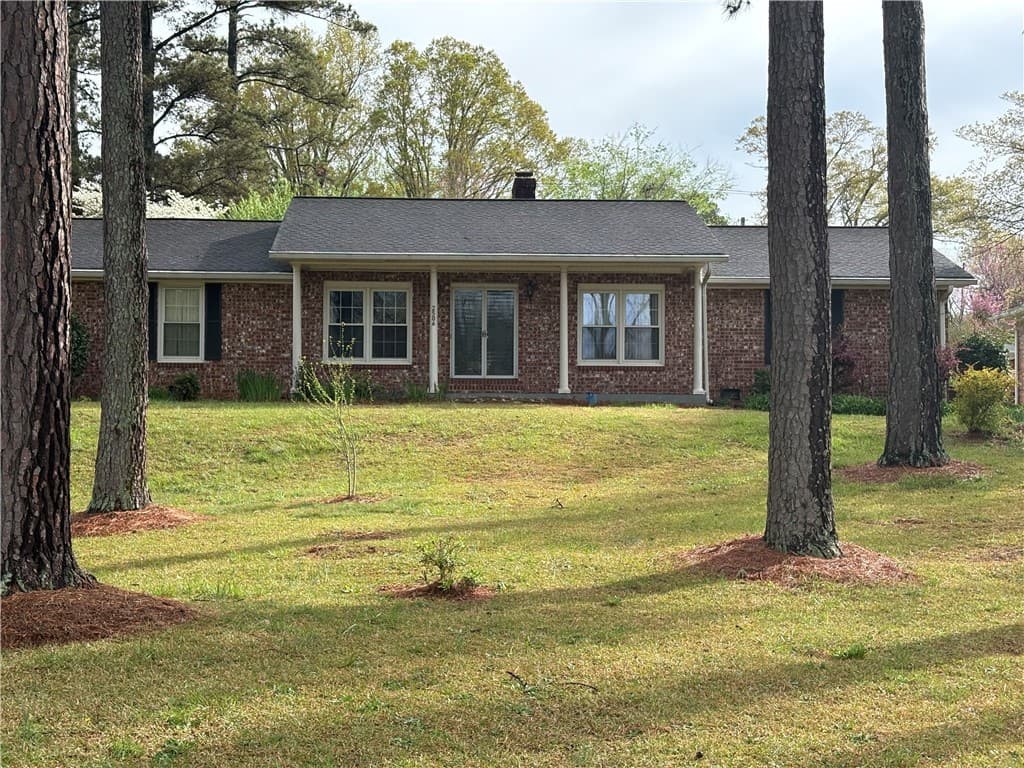 2506 Poplar Lane