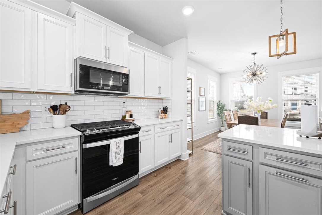 Property image 2 at 144 Founders Boulevard, Central, SC 29630