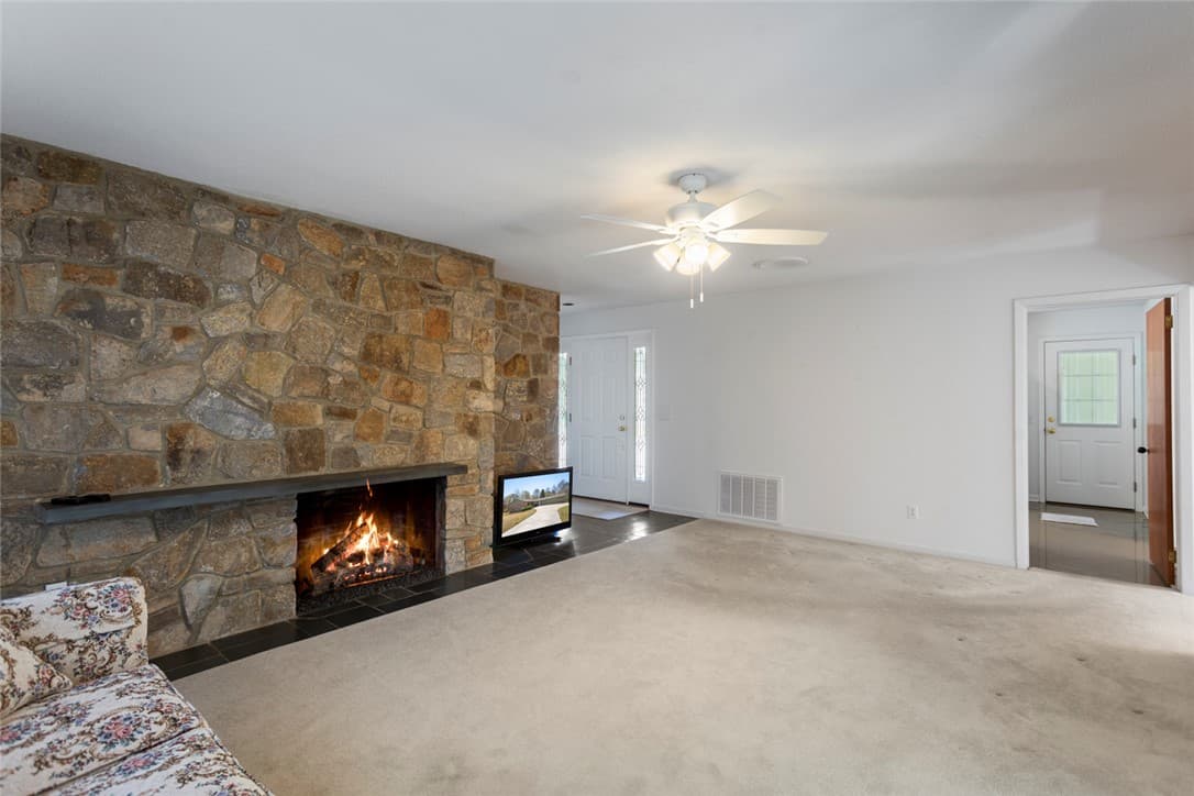 Property image 4 at 30 Joy Circle, Walhalla, SC 29691