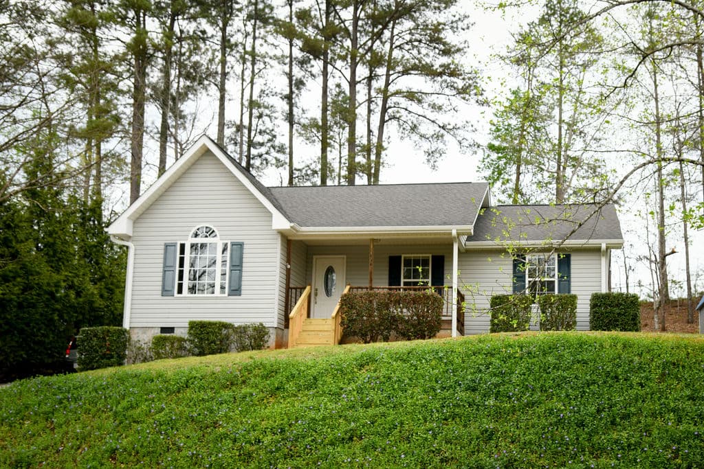 Property image 1 at 434 Den Ridge Drive, Walhalla, SC 29691