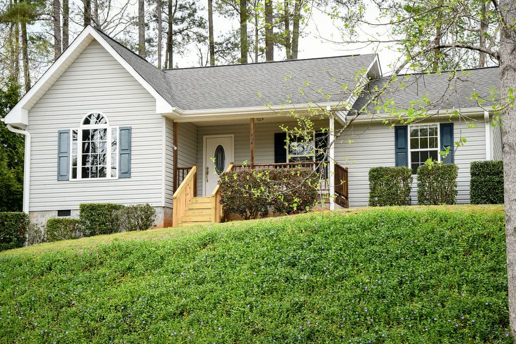 Property image 2 at 434 Den Ridge Drive, Walhalla, SC 29691