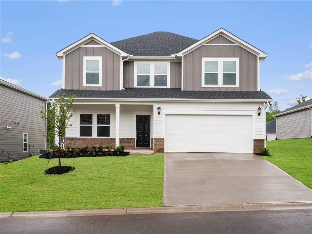 1009 Hillcraft Drive