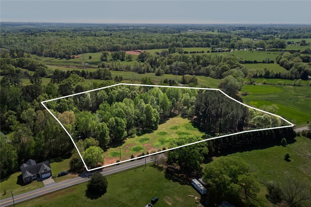 Property image 2 at 3885 Old Portman Road, Anderson, SC 29626