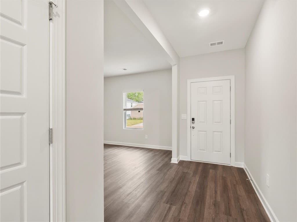Property image 2 at 758 Treeline Road, Moore, SC 29369