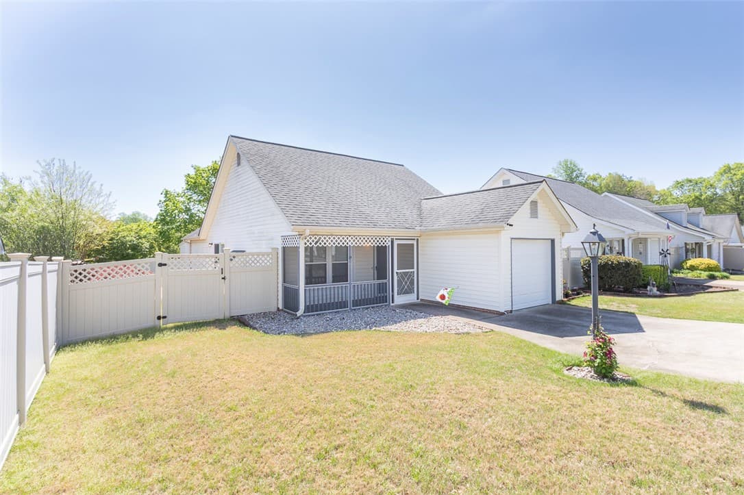 Property image 3 at 108 Brittania Circle, Anderson, SC 29621