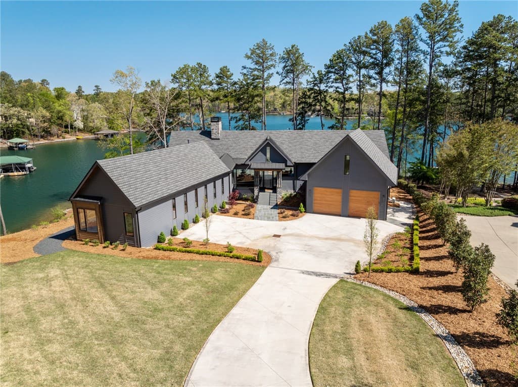 607 Longview Court
