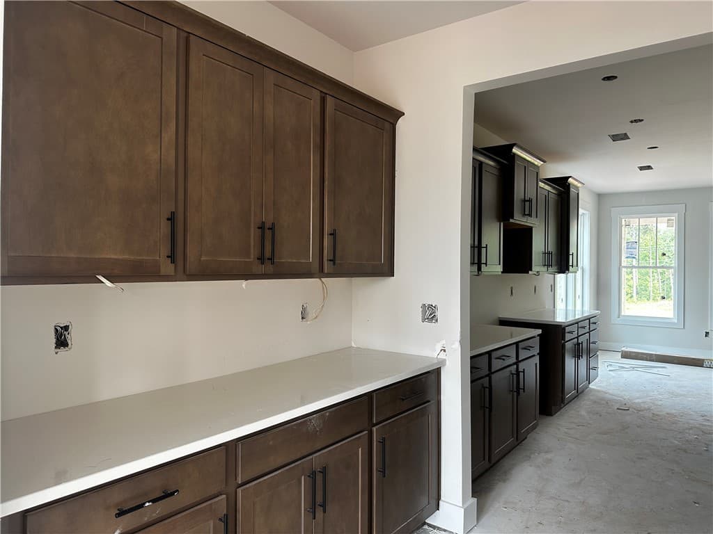 Property image 3 at 209 Summerall Lane, Seneca, SC 29678