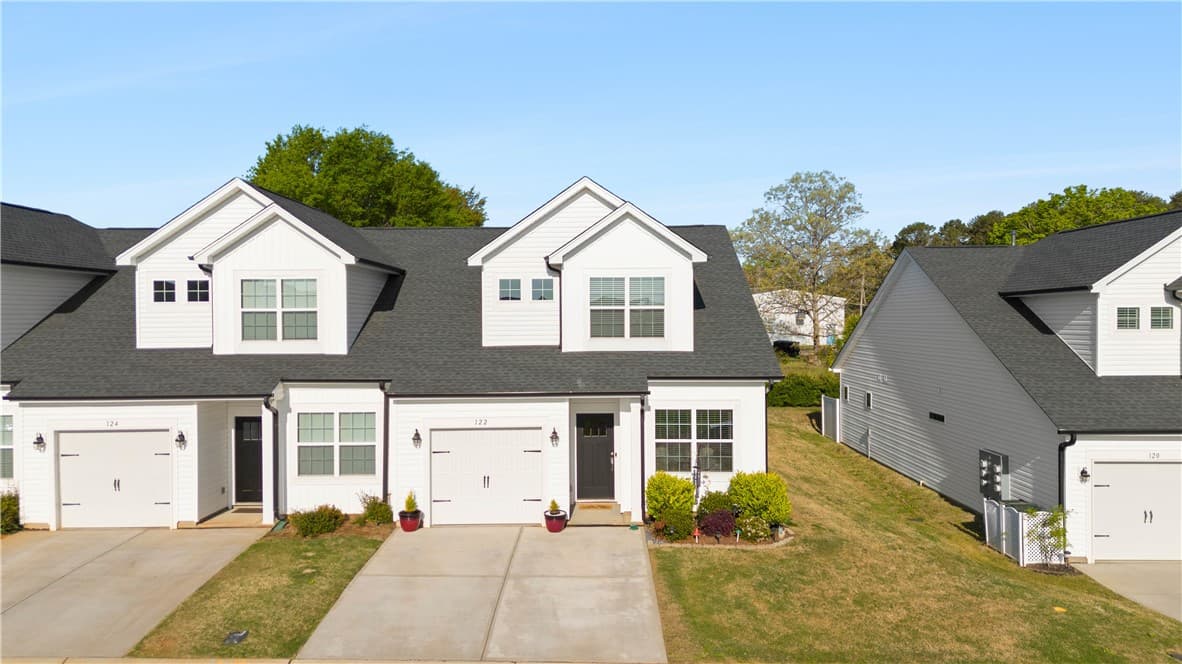 Property image 2 at 122 Aleppo Lane, Greer, SC 29651